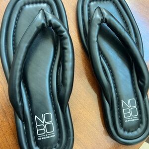 No Boundaries Black Flip-Flops
